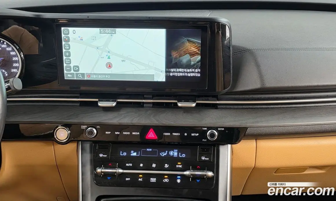 Kia Carnival 2022 3.5 автомат (гидро), фото 20 Kia Carnival 2022 3.5 автомат (гидро), фото 20