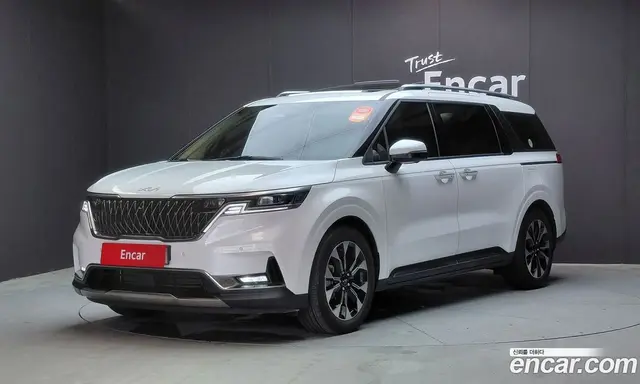 Kia Carnival, 2023, 30 219 км
