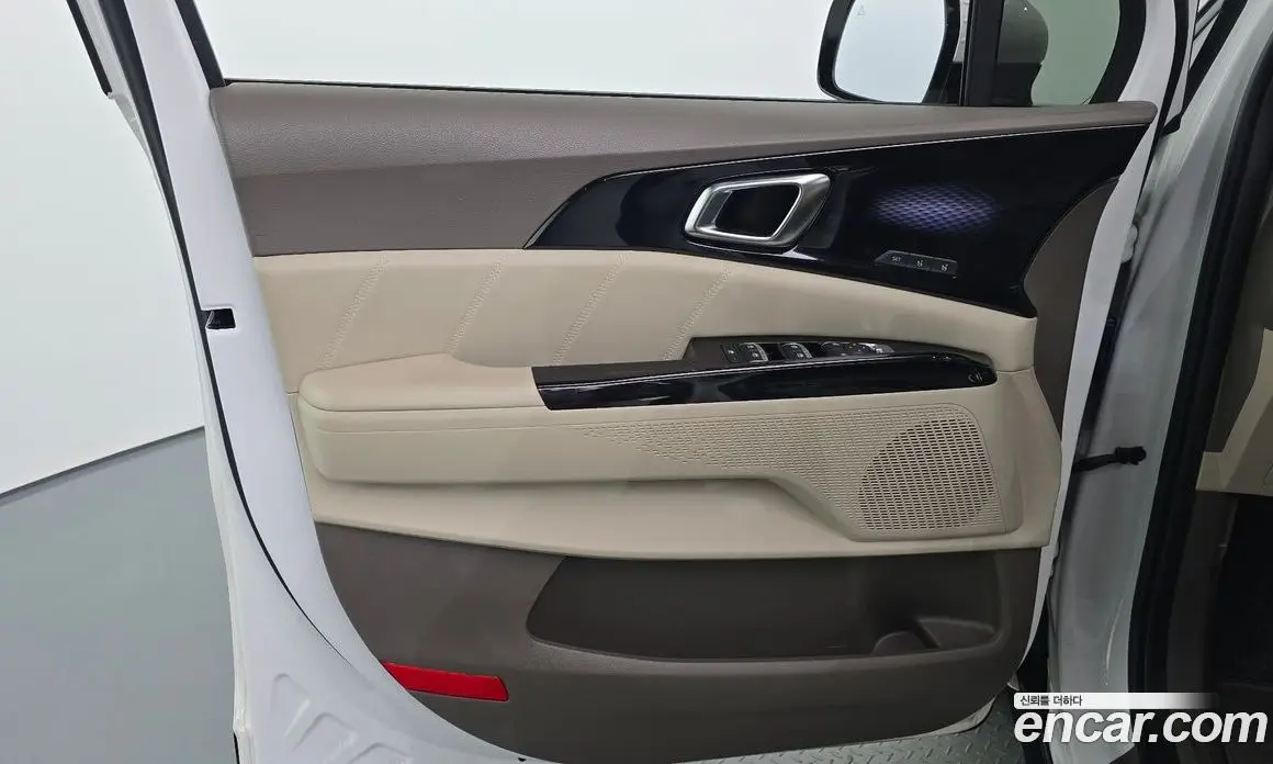 Kia Carnival 2023 3.5 автомат (гидро), фото 14