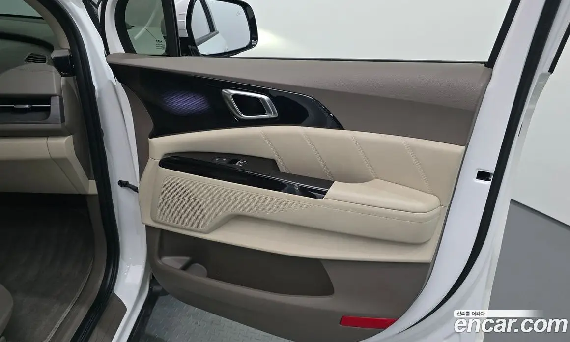 Kia Carnival 2023 3.5 автомат (гидро), фото 15