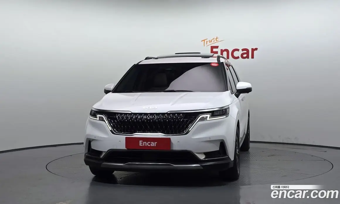Kia Carnival 2023 3.5 автомат (гидро), фото 3