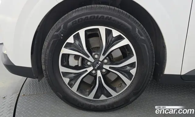 Kia Carnival 2023 3.5 автомат (гидро), миниатюра 5