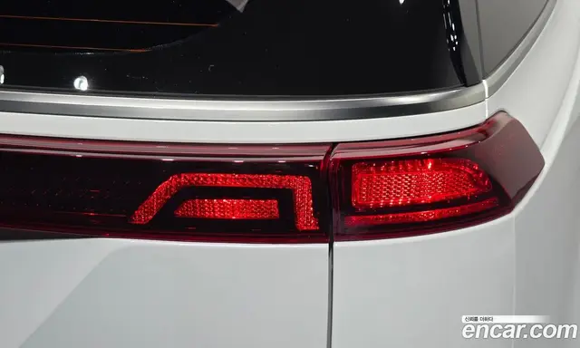 Kia Carnival 2023 3.5 автомат (гидро), миниатюра 9