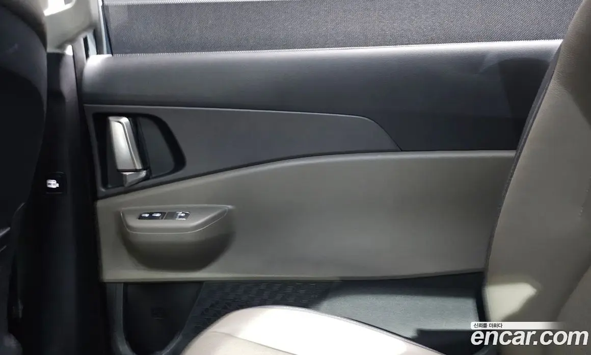 Kia Carnival 2025 3.5 автомат (гидро), фото 15