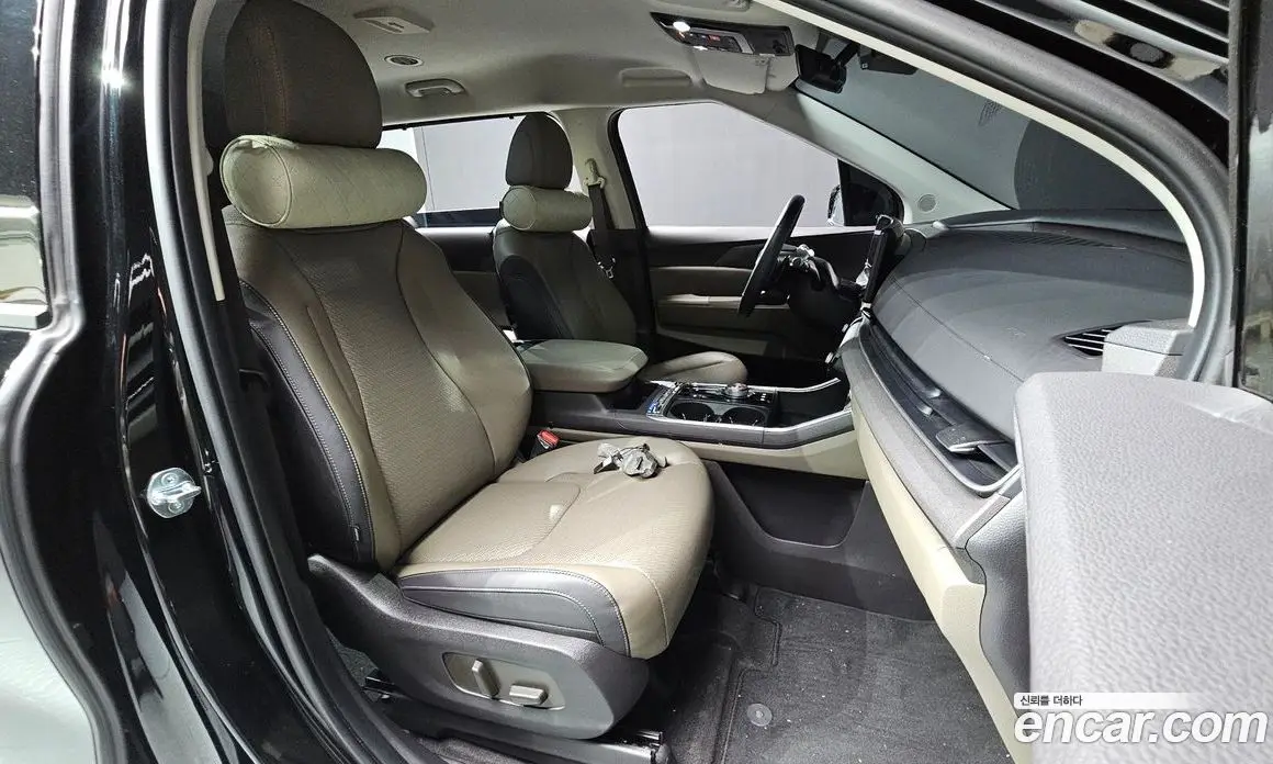 Kia Carnival 2025 3.5 автомат (гидро), фото 16
