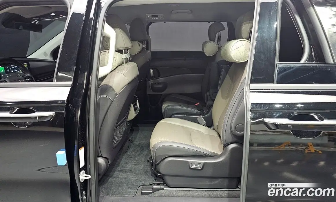 Kia Carnival 2025 3.5 автомат (гидро), фото 18
