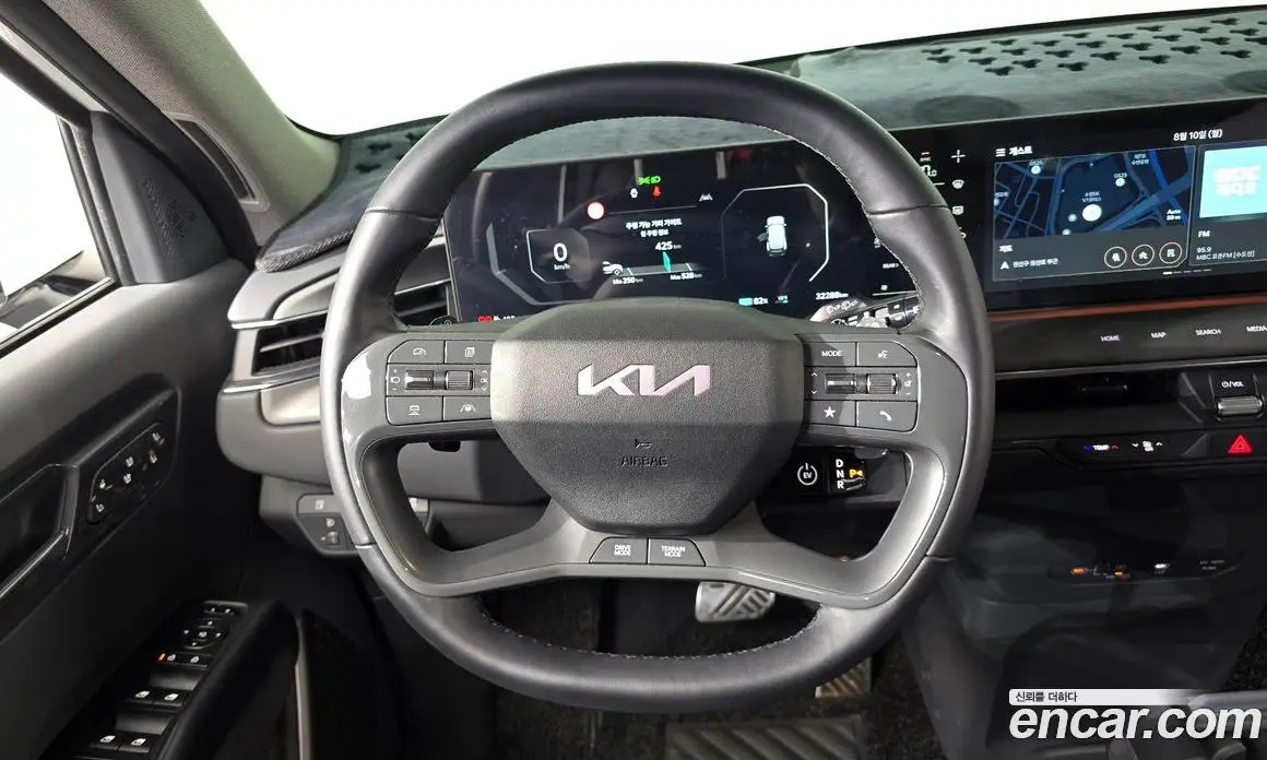 Kia EV9 2023 0.2 автомат (гидро), фото 18