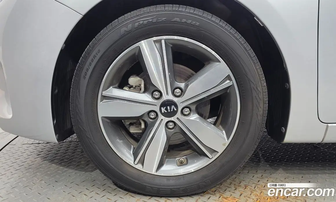 Kia K3 2017 1.6 автомат (гидро), фото 5 Kia K3 2017 1.6 автомат (гидро), фото 5