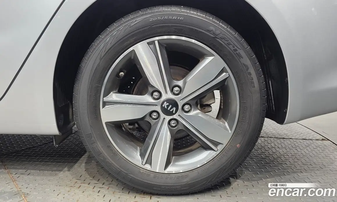 Kia K3 2017 1.6 автомат (гидро), фото 7 Kia K3 2017 1.6 автомат (гидро), фото 7