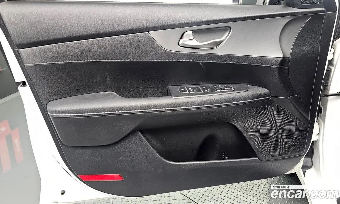 Kia K3 2021 1.6 автомат (гидро), фото 13 Kia K3 2021 1.6 автомат (гидро), фото 13