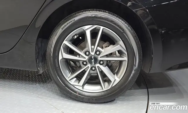 Kia K3 2023 1.6 автомат (гидро), миниатюра 7 Kia K3 2023 1.6 автомат (гидро), миниатюра 7