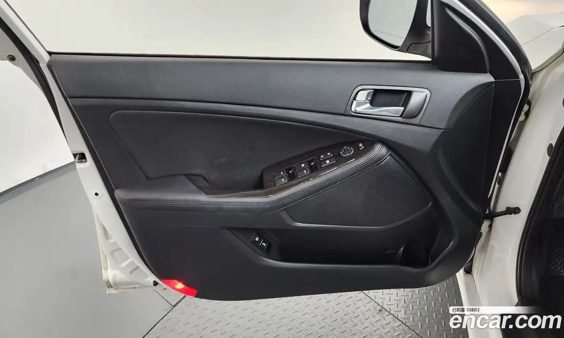 Kia K5 (Optima) 2014 2.0 автомат (гидро), фото 14 Kia K5 (Optima) 2014 2.0 автомат (гидро), фото 14