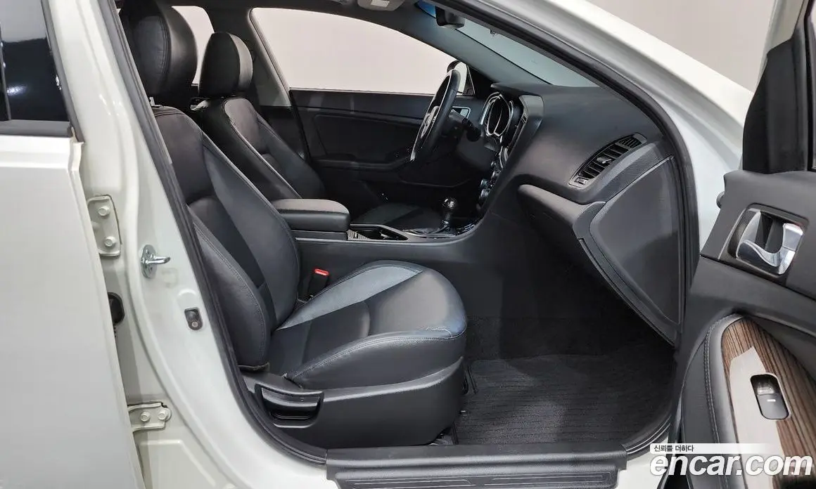 Kia K5 (Optima) 2014 2.0 автомат (гидро), фото 16 Kia K5 (Optima) 2014 2.0 автомат (гидро), фото 16
