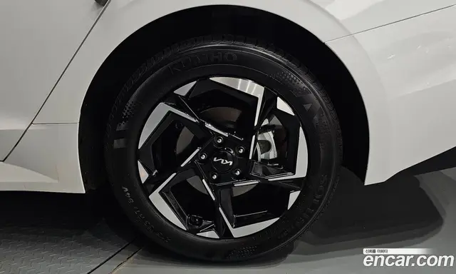 Kia K5 (Optima) 2025 2.0 автомат (гидро), миниатюра 7 Kia K5 (Optima) 2025 2.0 автомат (гидро), миниатюра 7