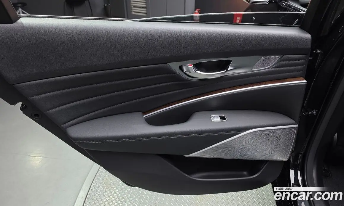 Kia K9 2019 3.3 автомат (гидро), фото 14 Kia K9 2019 3.3 автомат (гидро), фото 14