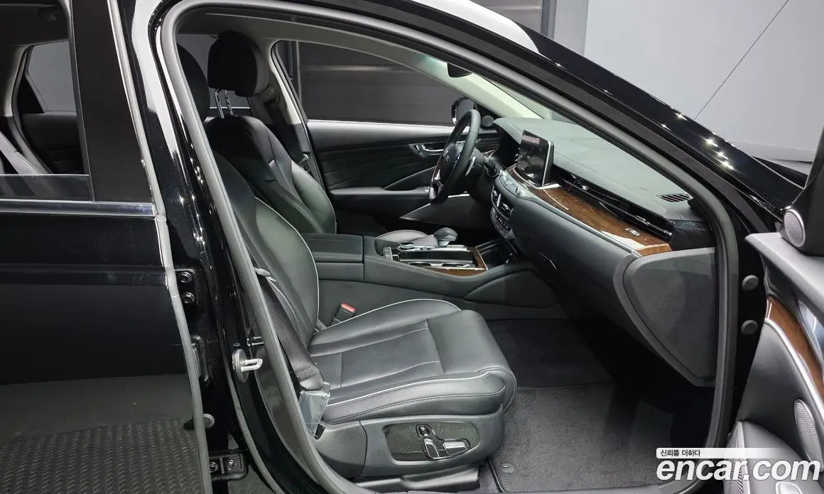 Kia K9 2019 3.3 автомат (гидро), фото 16 Kia K9 2019 3.3 автомат (гидро), фото 16