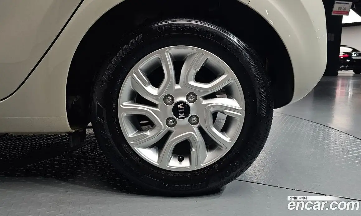 Kia Morning 2019 1.0 автомат (гидро), фото 6 Kia Morning 2019 1.0 автомат (гидро), фото 6