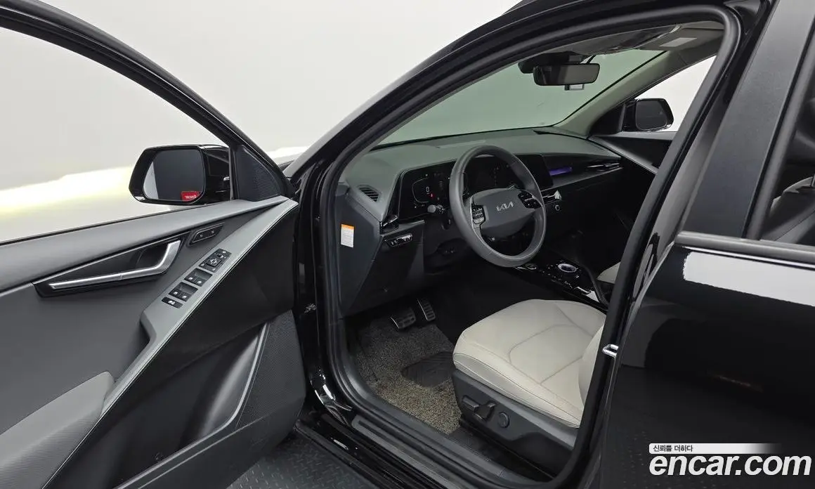 Kia Niro 2022 1.6 автомат (гидро), фото 13 Kia Niro 2022 1.6 автомат (гидро), фото 13