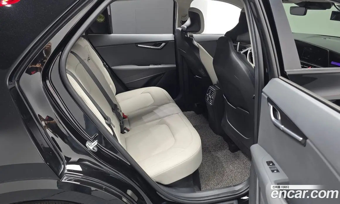 Kia Niro 2022 1.6 автомат (гидро), фото 17 Kia Niro 2022 1.6 автомат (гидро), фото 17