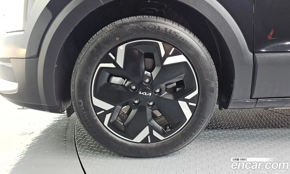 Kia Niro 2023 0.2 автомат (гидро), фото 4 Kia Niro 2023 0.2 автомат (гидро), фото 4