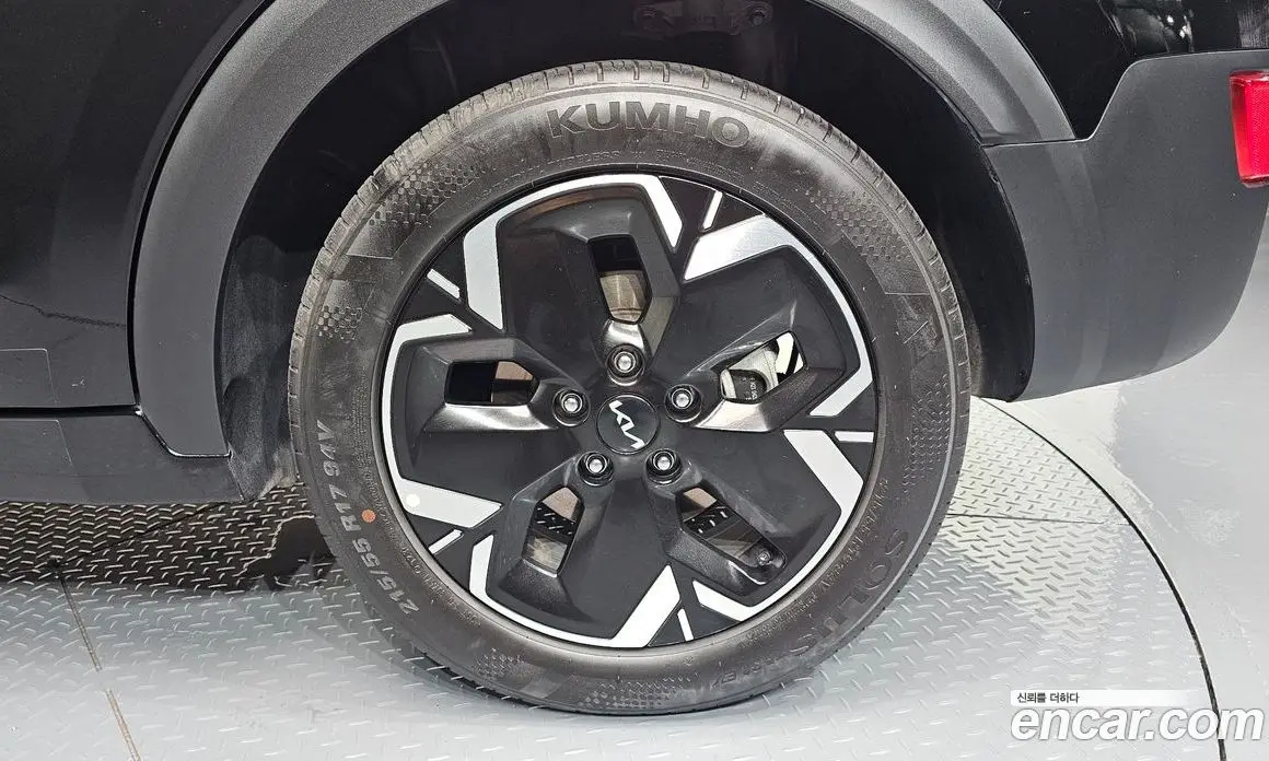 Kia Niro 2023 0.2 автомат (гидро), фото 6 Kia Niro 2023 0.2 автомат (гидро), фото 6
