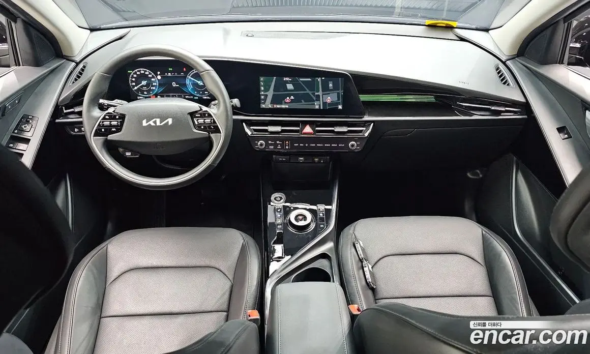 Kia Niro 2023 0.2 автомат (гидро), фото 9 Kia Niro 2023 0.2 автомат (гидро), фото 9
