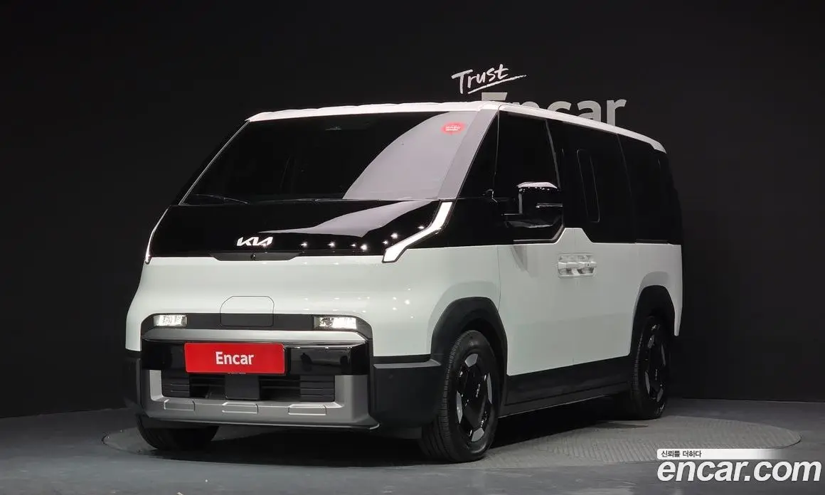 Kia PV5 2025 0.2 автомат (гидро), фото 1 Kia PV5 2025 0.2 автомат (гидро), фото 1