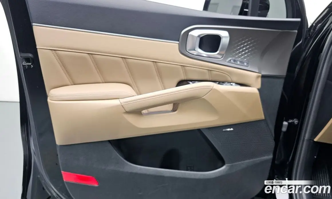 Kia Sorento 2024 1.6 автомат (гидро), фото 14 Kia Sorento 2024 1.6 автомат (гидро), фото 14