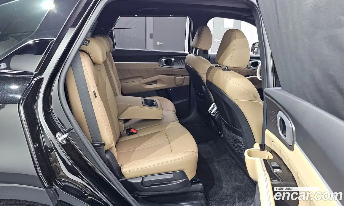 Kia Sorento 2024 1.6 автомат (гидро), фото 18 Kia Sorento 2024 1.6 автомат (гидро), фото 18