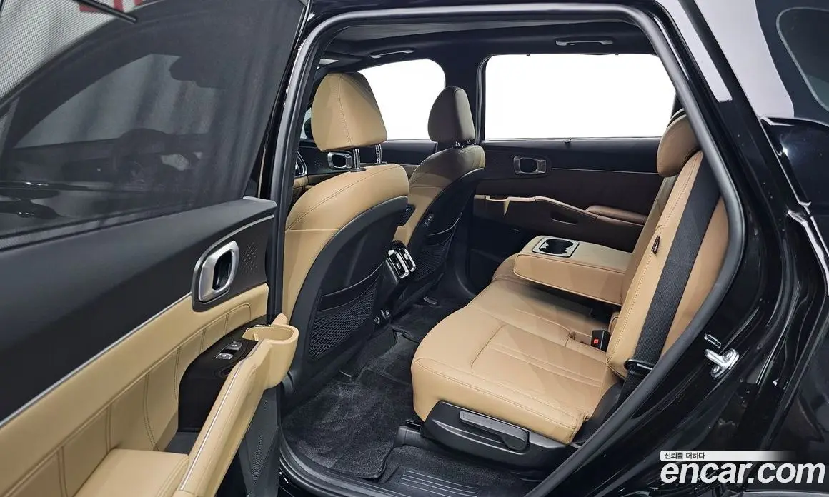 Kia Sorento 2024 1.6 автомат (гидро), фото 19 Kia Sorento 2024 1.6 автомат (гидро), фото 19