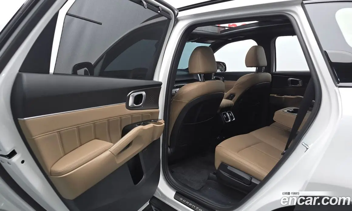 Kia Sorento 2025 1.6 автомат (гидро), фото 15 Kia Sorento 2025 1.6 автомат (гидро), фото 15