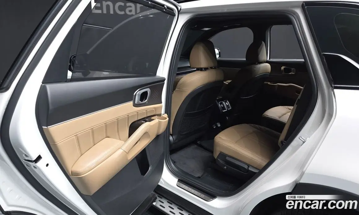 Kia Sorento 2025 1.6 автомат (гидро), фото 16 Kia Sorento 2025 1.6 автомат (гидро), фото 16