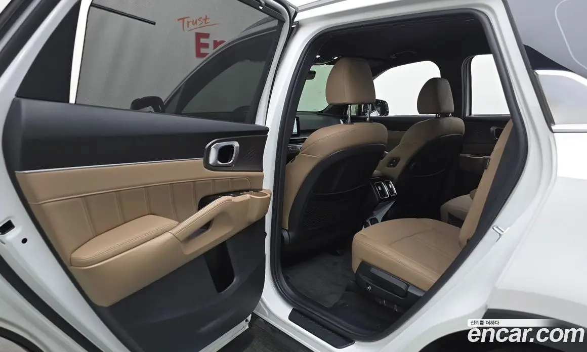 Kia Sorento 2025 1.6 автомат (гидро), фото 15 Kia Sorento 2025 1.6 автомат (гидро), фото 15