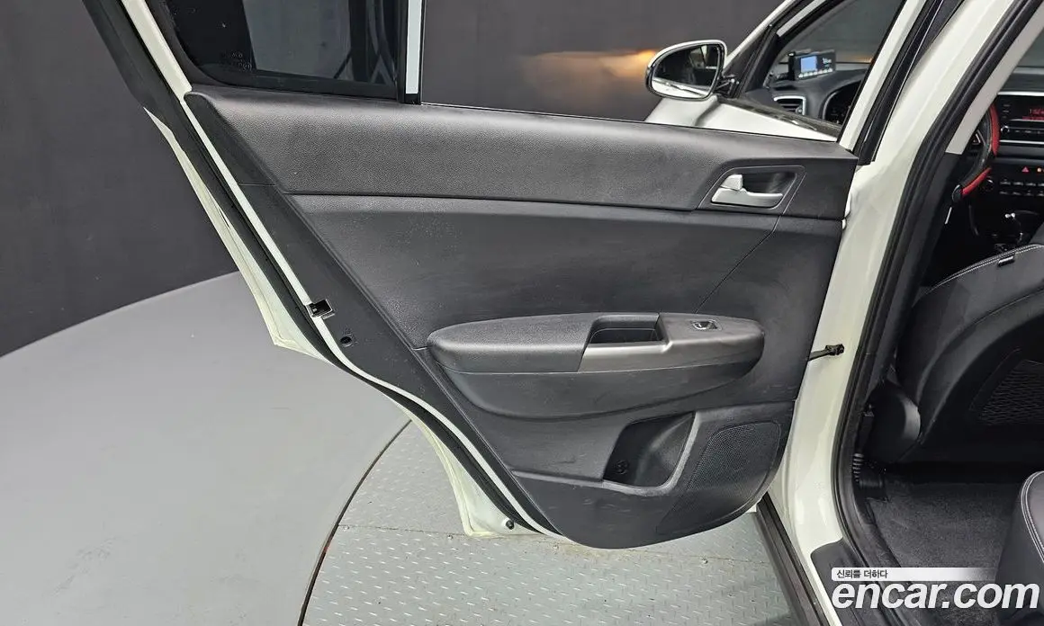 Kia Sportage 2019 2.0 автомат (гидро), фото 15 Kia Sportage 2019 2.0 автомат (гидро), фото 15