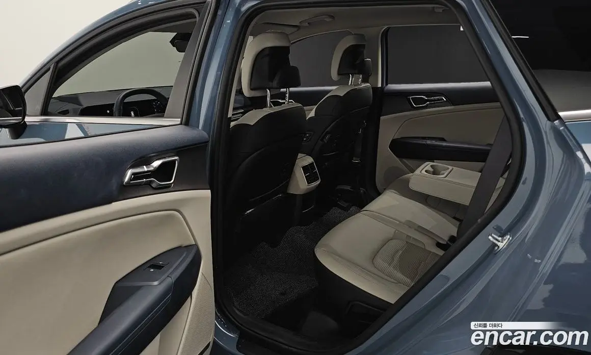 Kia Sportage 2024 1.6 автомат (гидро), фото 18 Kia Sportage 2024 1.6 автомат (гидро), фото 18