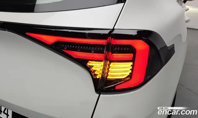 Kia Sportage 2025 1.6 автомат (гидро), миниатюра 9