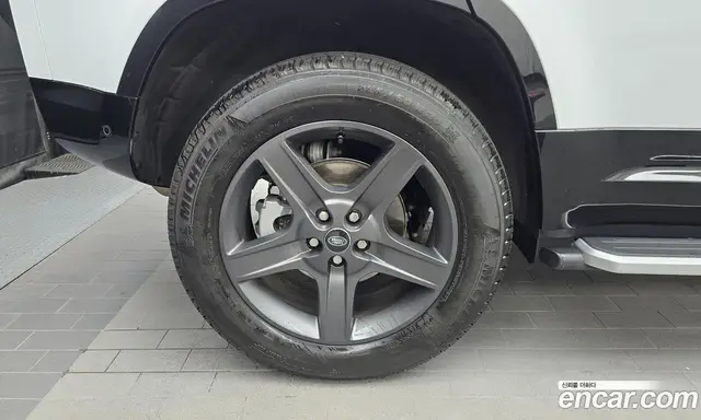 Land Rover Defender 2024 2.0 автомат (гидро), миниатюра 5 Land Rover Defender 2024 2.0 автомат (гидро), миниатюра 5