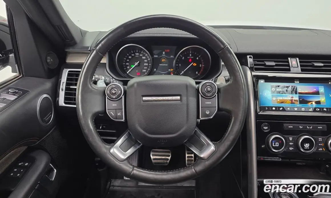 Land Rover Discovery 2017 3.0 автомат (гидро), фото 20