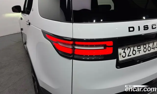 Land Rover Discovery 2017 3.0 автомат (гидро), миниатюра 9