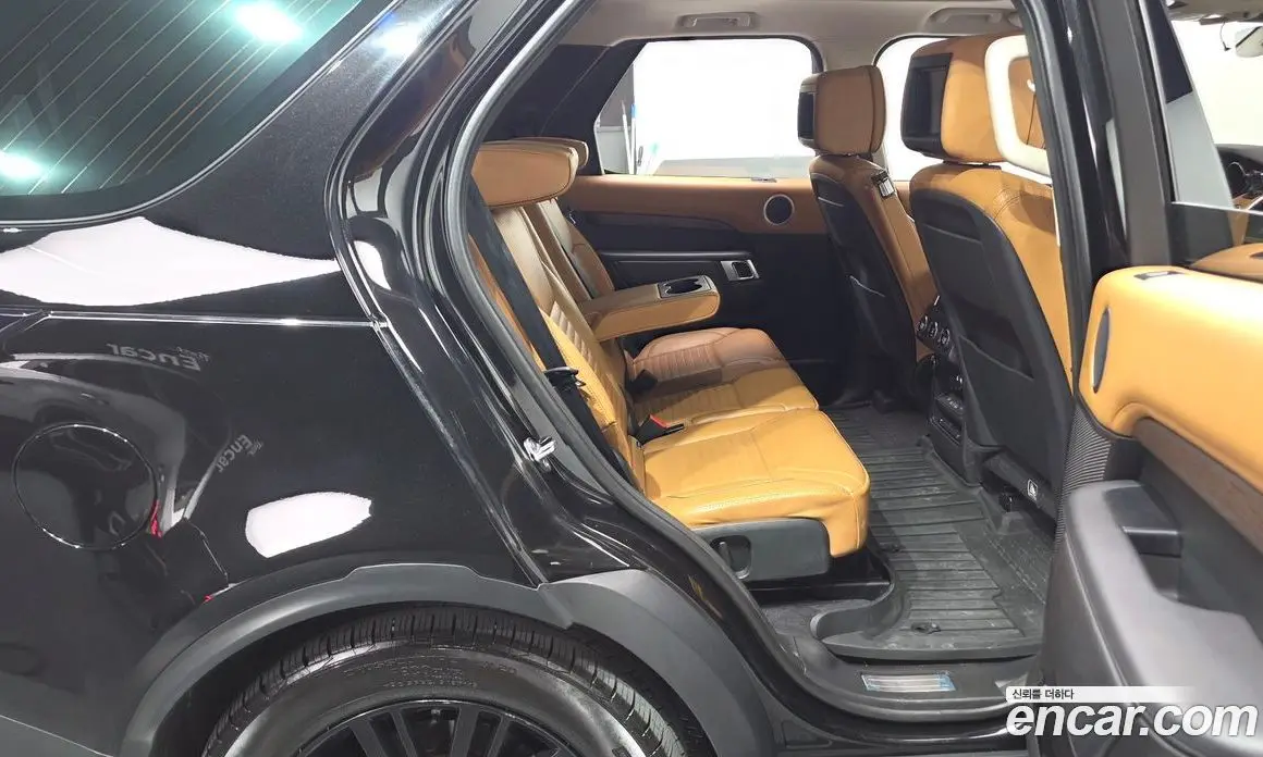 Land Rover Discovery 2017 3.0 автомат (гидро), фото 17 Land Rover Discovery 2017 3.0 автомат (гидро), фото 17