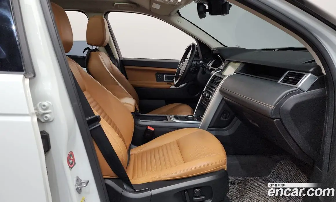 Land Rover Discovery Sport 2018 2.0 автомат (гидро), фото 16