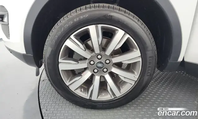 Land Rover Discovery Sport 2018 2.0 автомат (гидро), миниатюра 5