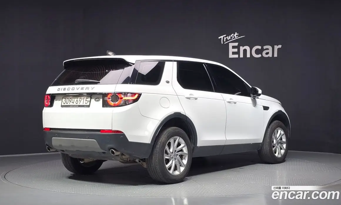Land Rover Discovery Sport 2018 2.0 автомат (гидро), фото 2 Land Rover Discovery Sport 2018 2.0 автомат (гидро), фото 2