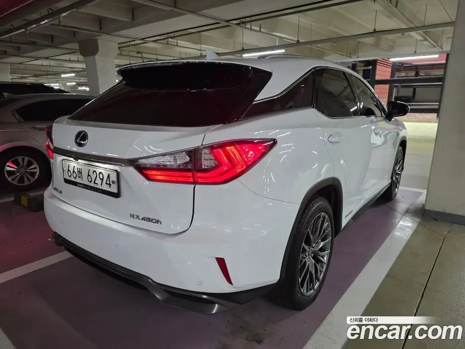Lexus RX 2017 3.5 автомат (гидро), фото 4