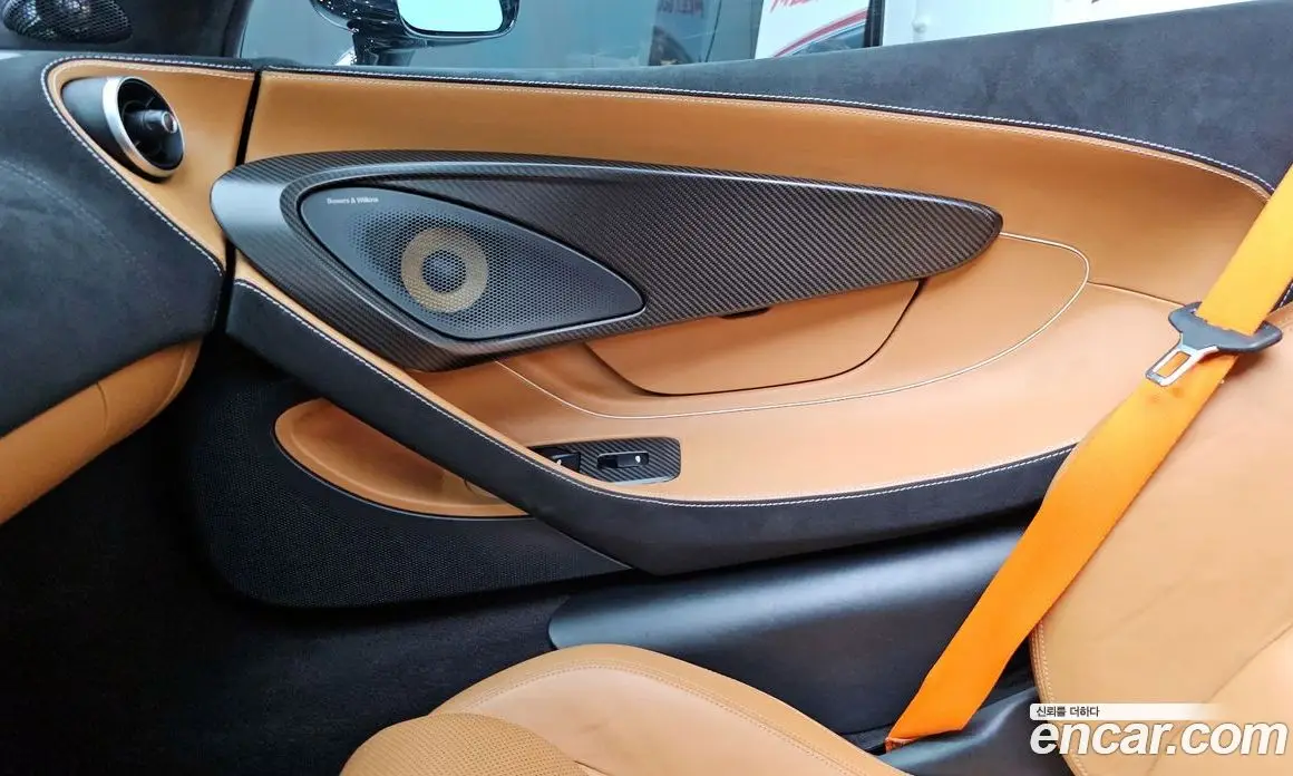 McLaren 570S 2018 3.8 АКПП, фото 15