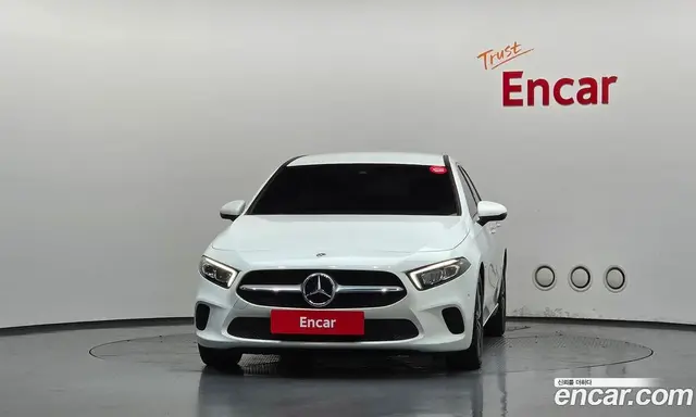 Mercedes-Benz A-Class 2022 2.0 автомат (гидро), миниатюра 3