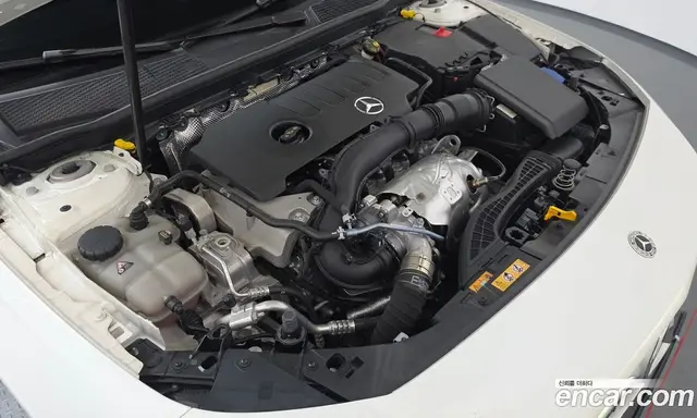 Mercedes-Benz A-Class 2022 2.0 автомат (гидро), миниатюра 6