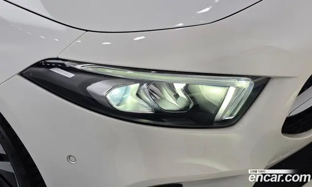Mercedes-Benz A-Class 2022 2.0 автомат (гидро), миниатюра 8