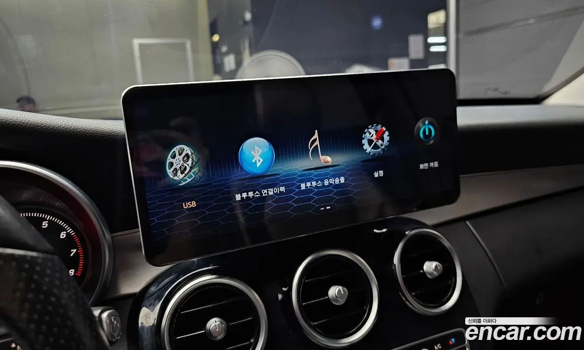 Mercedes-Benz C-Class 2016 2.0 автомат (гидро), фото 14 Mercedes-Benz C-Class 2016 2.0 автомат (гидро), фото 14