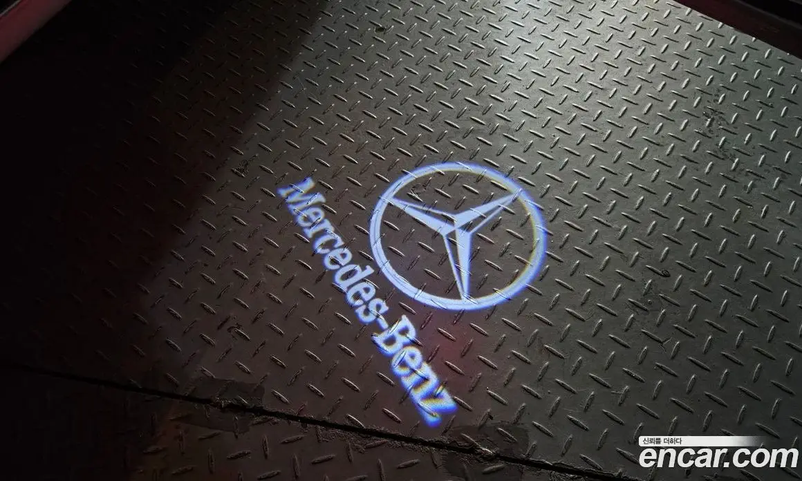 Mercedes-Benz C-Class 2016 2.0 автомат (гидро), фото 20 Mercedes-Benz C-Class 2016 2.0 автомат (гидро), фото 20